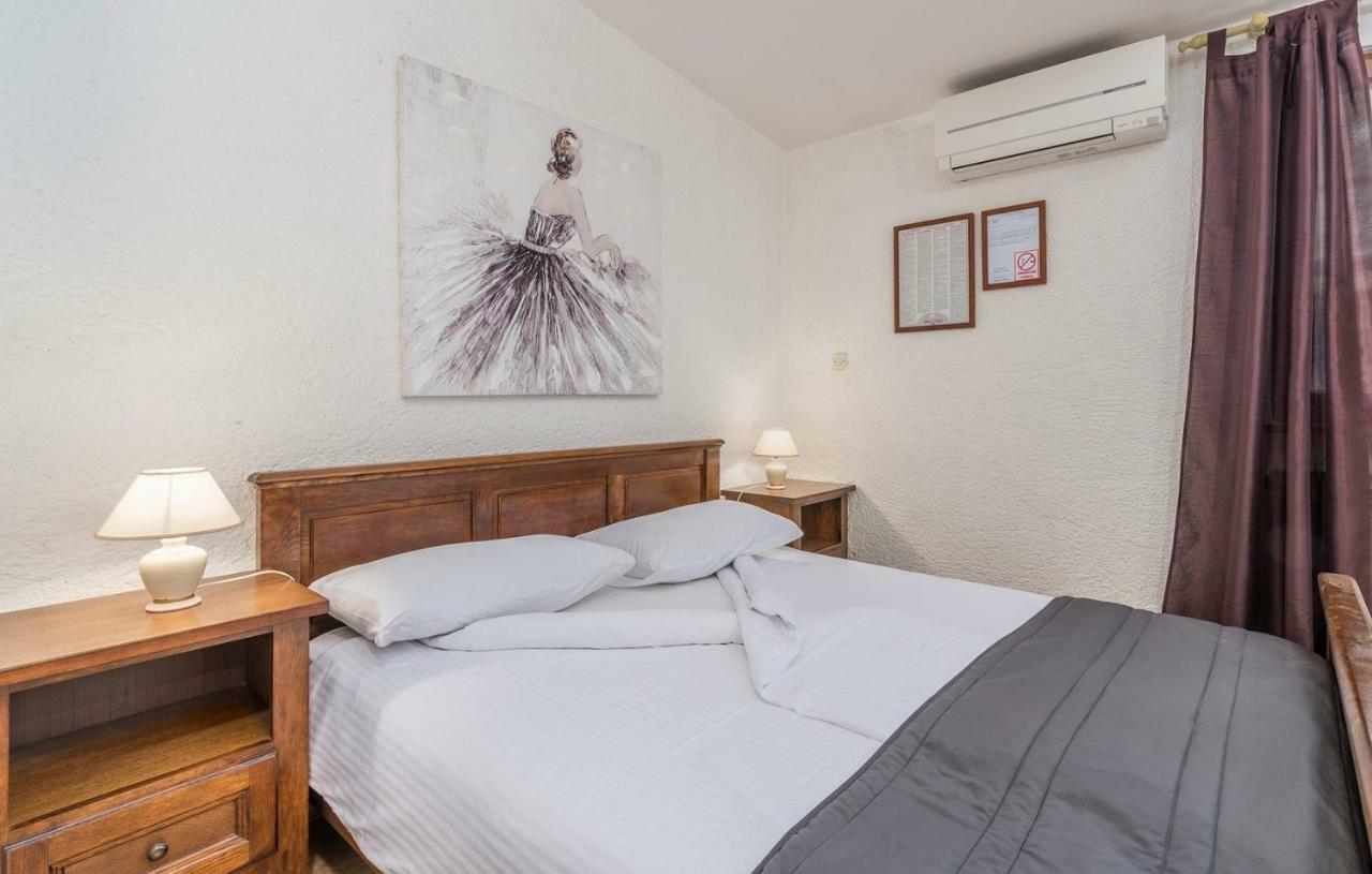 Apartments Rakovac Porec Exterior photo